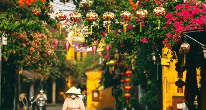 6 Days of Culinary Delights and Immersive Experiences in Da Nang, Hoi An & Hue